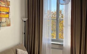 Loft In City Center-Prime Rentals